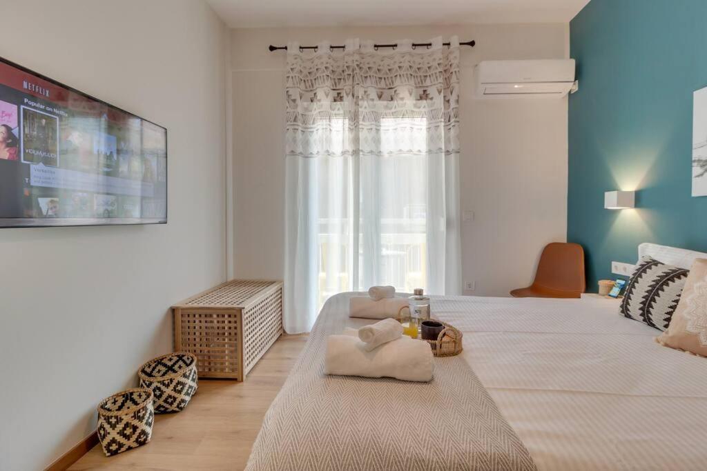 Deluxe Urban 2Br Apt By Nat. Archaelogical Museum Атина Екстериор снимка
